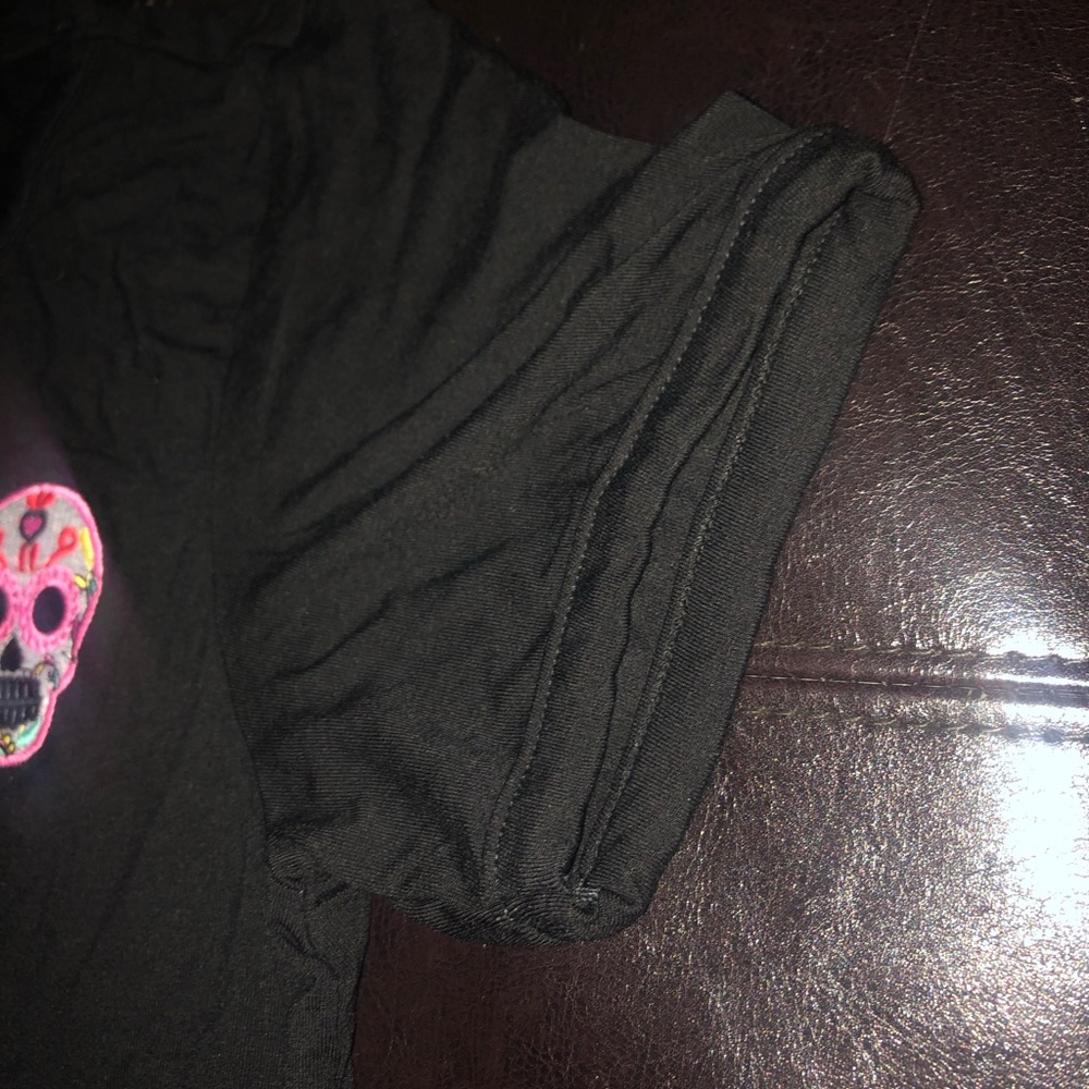 Messy Bun Just Chillin t-shirt - Picture 4 of 6